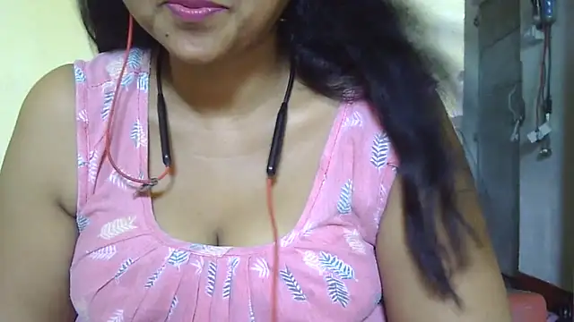 Snapshot of Suhana-sapna chatting on 09-19-25, 06:37 Suhana-sapna online show from 09-19-25, 06:37