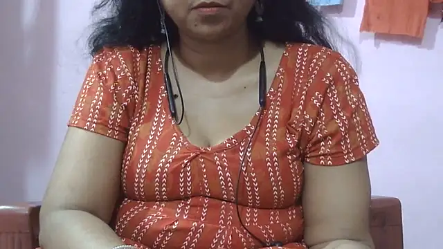Snapshot of Suhana-sapna chatting on 06-16-26, 05:59 Suhana-sapna online show from 06-16-26, 05:59