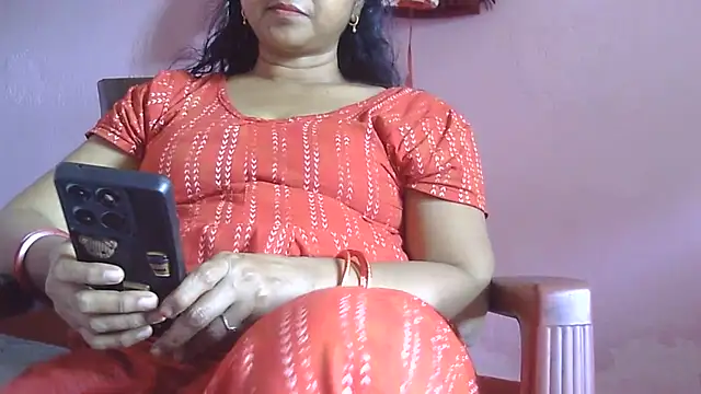 Snapshot of Suhana-sapna chatting on 07-31-26, 06:24 Suhana-sapna online show from 07-31-26, 06:24
