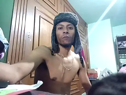 Snapshot of SiperoXxX chatting on 12-12-24, 07:08 SiperoXxX online show from 12-12-24, 07:08