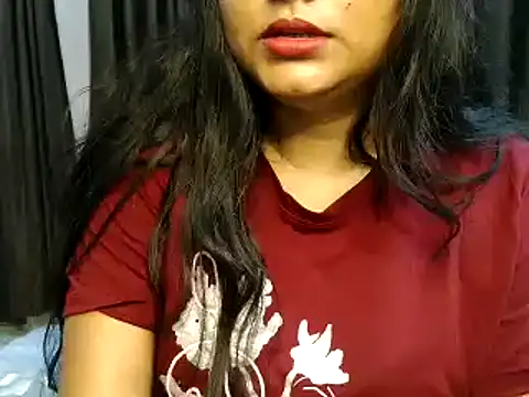 Snapshot of Hritvika chatting on 10-16-25, 02:40 Hritvika online show from 10-16-25, 02:40