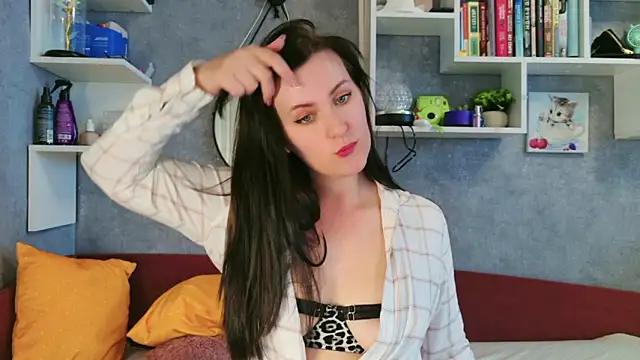 liya gorgeous online show from 05-20-26, 03:40