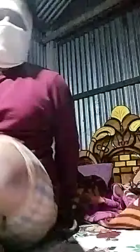 Snapshot of ascuple chatting on 12-13-24, 05:00 ascuple online show from 12-13-24, 05:00