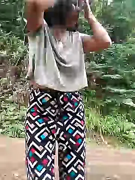 Danna-linyi online show from 12-26-24, 03:53