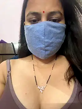 Snapshot of nehas chatting on 09-14-25, 11:20 nehas online show from 09-14-25, 11:20