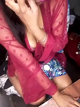 Snapshot of hinaa_khan chatting on 01-18-25, 03:38 hinaa khan online show from 01-18-25, 03:38