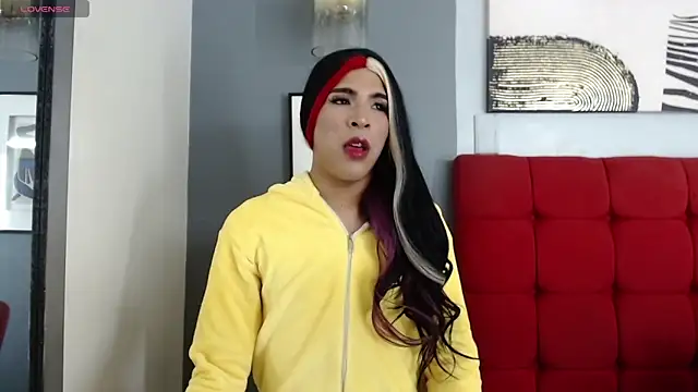  Natassia Dreams online show from 01-18-25, 11:44