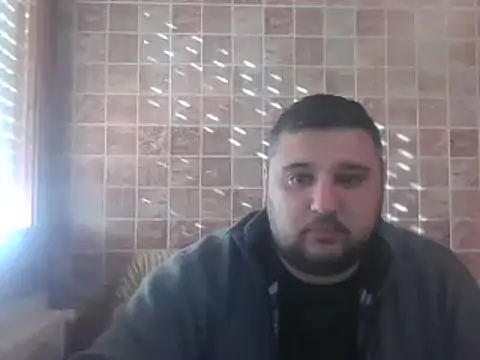  revianzip1 online show from 02-27-25, 08:39