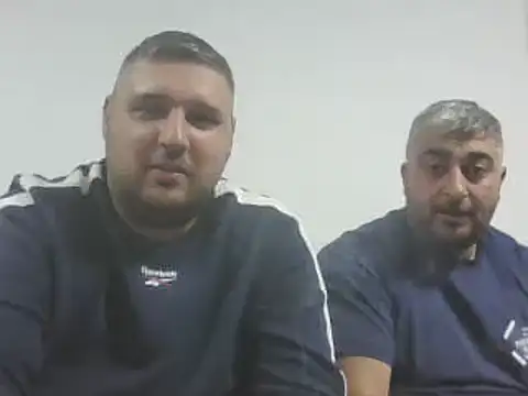  revianzip1 online show from 11-03-25, 05:25