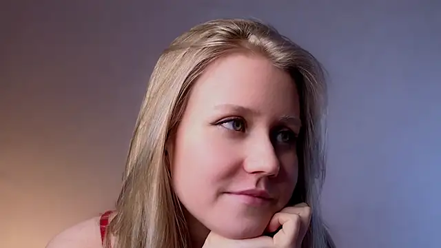 WiloneEsse online show from 03-21-25, 04:17