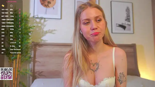 WiloneEsse online show from 02-24-26, 04:49