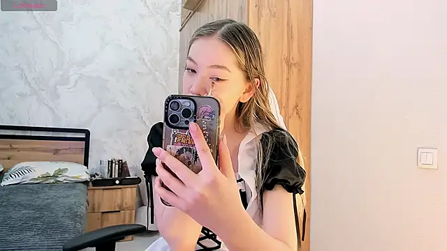 Babby Rabbit online show from 03-12-26, 11:27