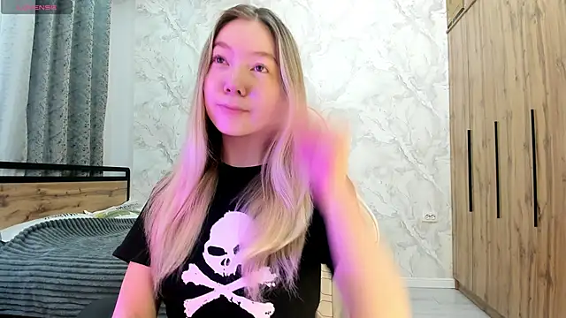 Babby Rabbit online show from 04-11-26, 11:14