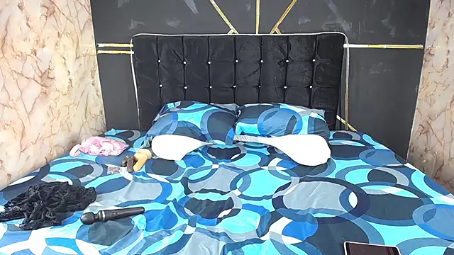 Snapshot of AmandaRobers chatting on 01-12-25, 08:36 AmandaRobers online show from 01-12-25, 08:36