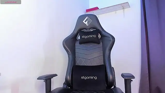 Dulce smith 1 online show from 04-21-26, 07:28