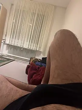 Snapshot of Loco42- chatting on 12-24-24, 01:38 Loco42- online show from 12-24-24, 01:38