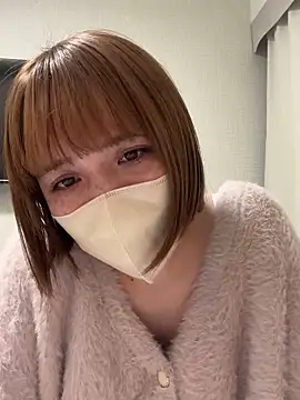 Snapshot of 2000NANA20 chatting on 12-16-24, 01:31 2000NANA20 online show from 12-16-24, 01:31