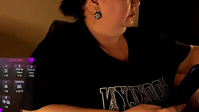 SexxyDreams1 online show from 02-18-25, 12:48