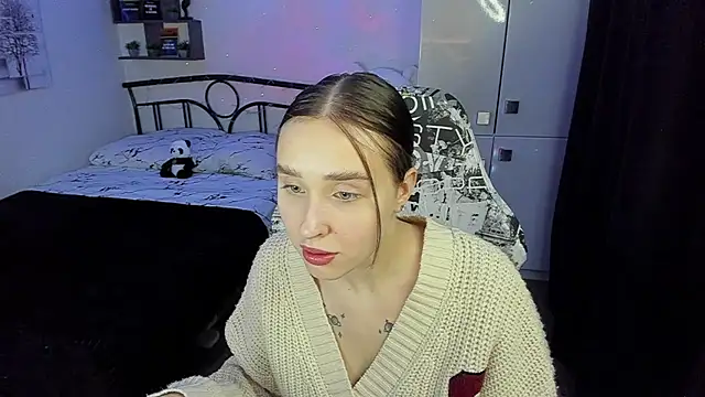 LinaTruly online show from 11-10-25, 09:47