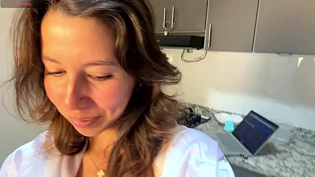 jolie lov online show from 03-04-26, 01:39