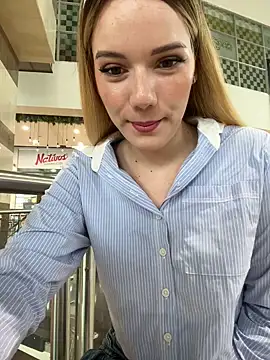 NicoleCut online show from 09-24-25, 07:17