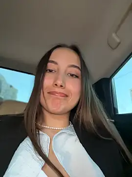 Snapshot of VelvetVixenI chatting on 04-28-26, 04:56 VelvetVixenI online show from 04-28-26, 04:56