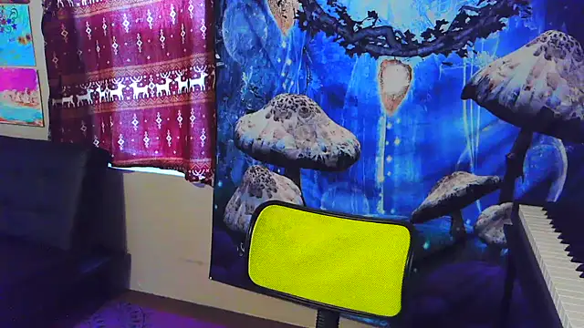  hellostormy  online show from 10-25-25, 06:46