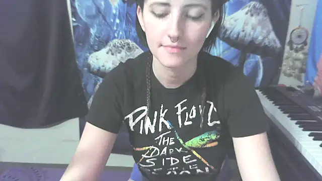  hellostormy  online show from 02-09-26, 12:20