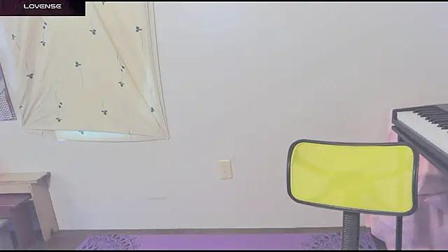  hellostormy  online show from 04-19-26, 01:54