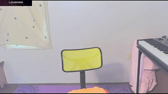  hellostormy  online show from 04-19-26, 08:11