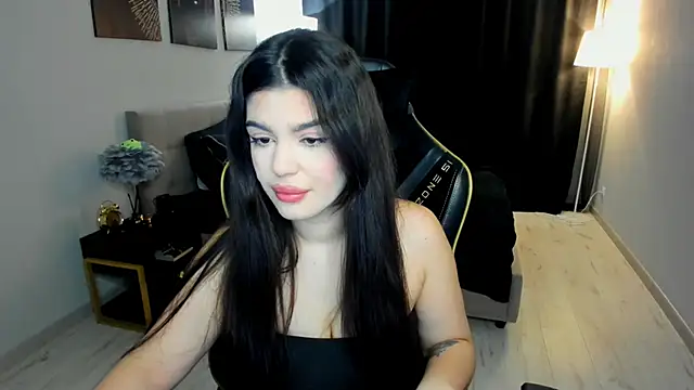 AlluringAriel online show from 02-12-26, 04:18