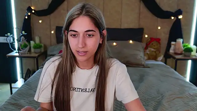 Teresa Stane online show from 02-21-25, 02:16