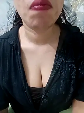 Haniya-143 online show from 04-25-26, 10:18