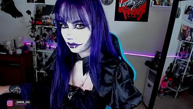 Snapshot of _sakae_ chatting on 10-12-25, 02:49 sakae online show from 10-12-25, 02:49