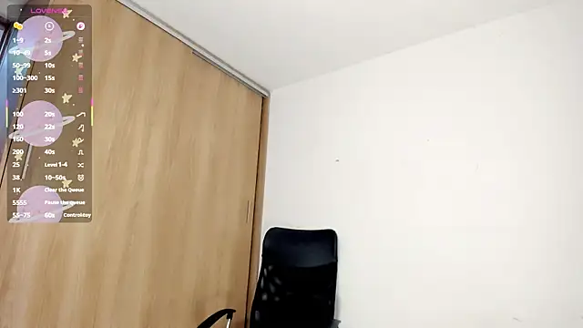 Nicol ofi24 online show from 12-23-25, 02:31