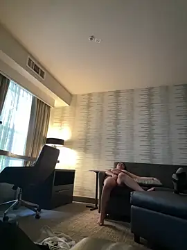 littlemissbabycakes online show from 04-06-26, 11:05