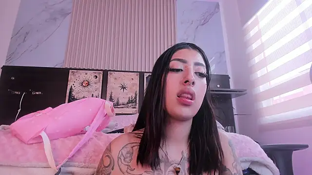 misscheelsee online show from 02-05-25, 08:57