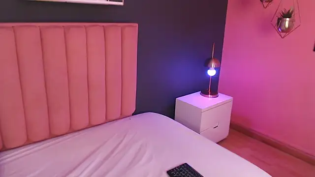 CrystalWoods94 online show from 11-26-25, 01:23