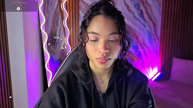 penelope tay1 online show from 06-15-26, 02:47