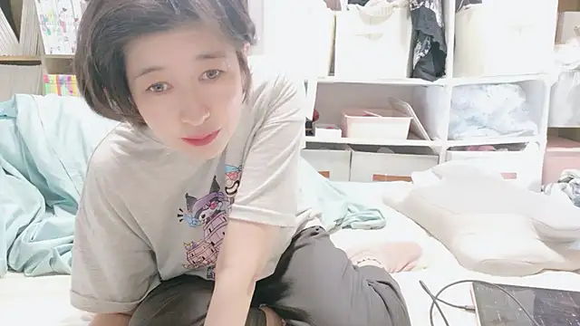 Snapshot of morikawa_sayaka chatting on 05-12-26, 11:13 morikawa sayaka online show from 05-12-26, 11:13