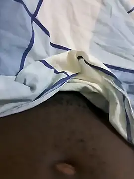 GOLDEN HQUR online show from 11-28-25, 01:19