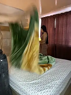 Snapshot of Sweet_and_caramel chatting on 09-09-25, 03:22 Sweet and caramel online show from 09-09-25, 03:22