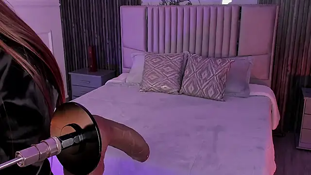 Lillyortiz online show from 02-27-26, 07:58