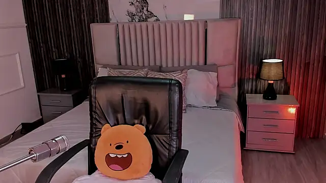 Lillyortiz online show from 05-23-26, 12:42