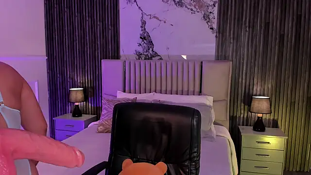 Lillyortiz online show from 07-29-26, 01:20