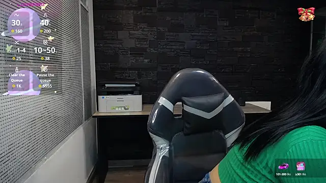 SaraBraun  online show from 12-26-24, 11:03