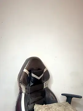 SaraBraun  online show from 01-05-26, 06:33