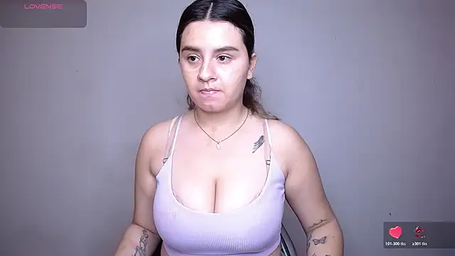 SaraBraun  online show from 02-10-26, 05:39