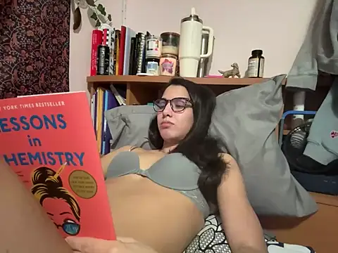 naughtynadia0502 online show from 01-20-25, 06:10