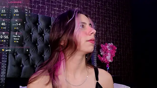 ArtemisaBlake online show from 10-16-25, 05:14